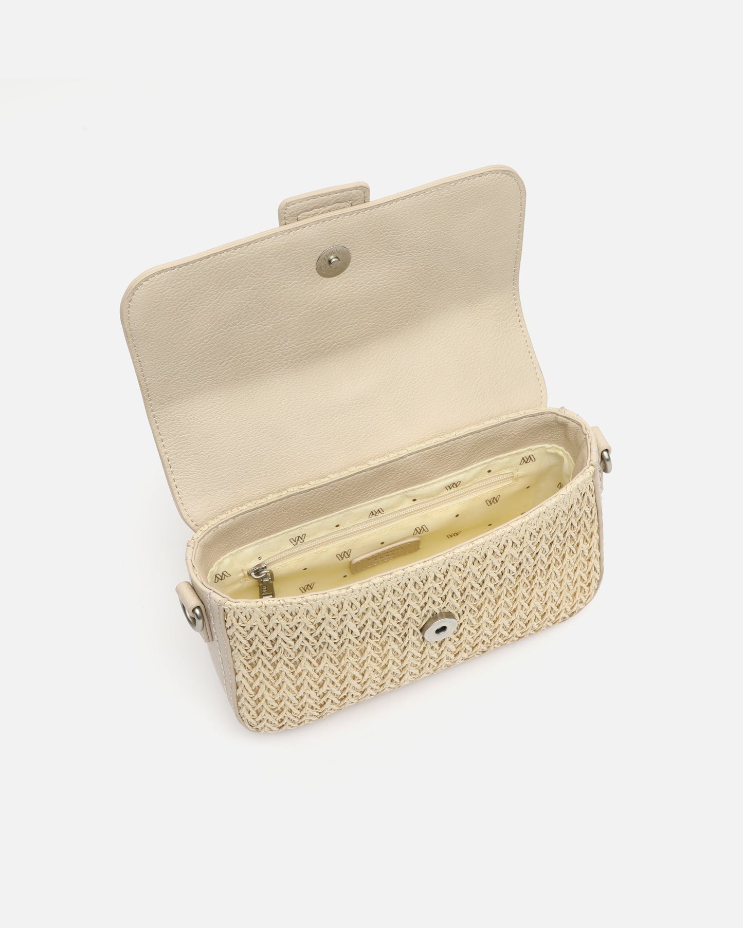 Bolso De Piel y Rafia Elegante