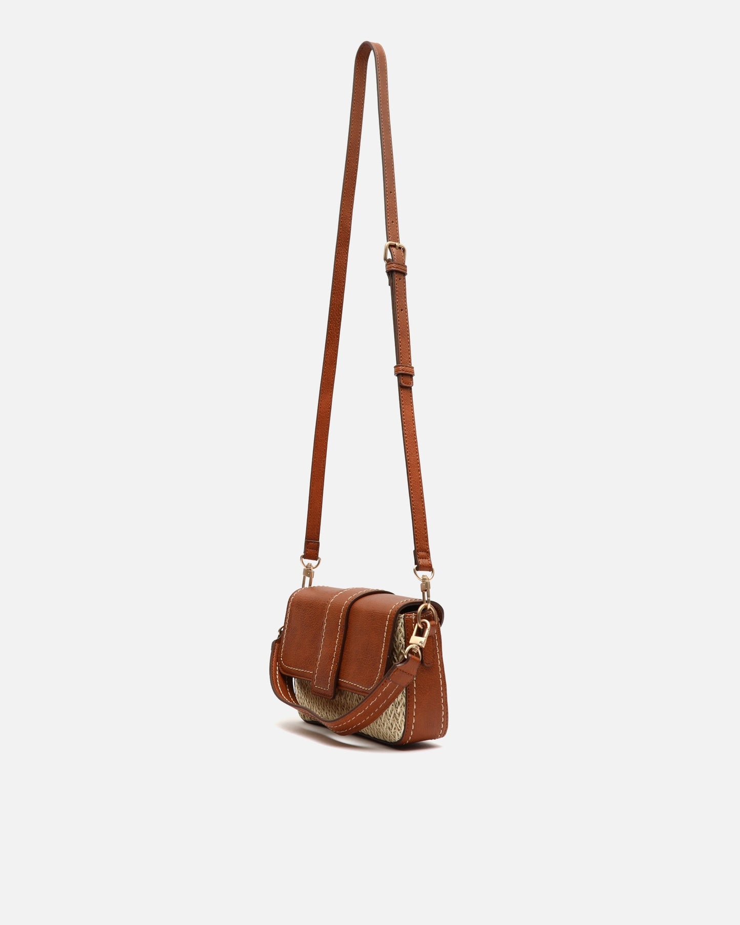 Bolso De Piel y Rafia Elegante