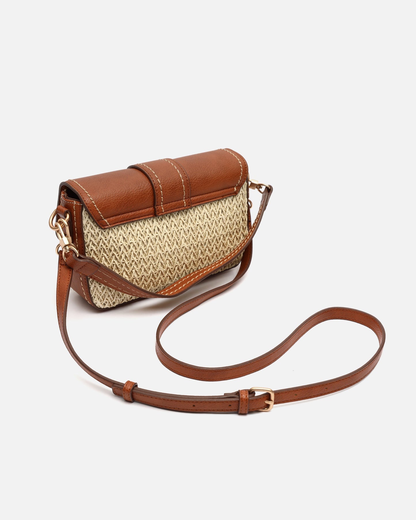 Bolso De Piel y Rafia Elegante