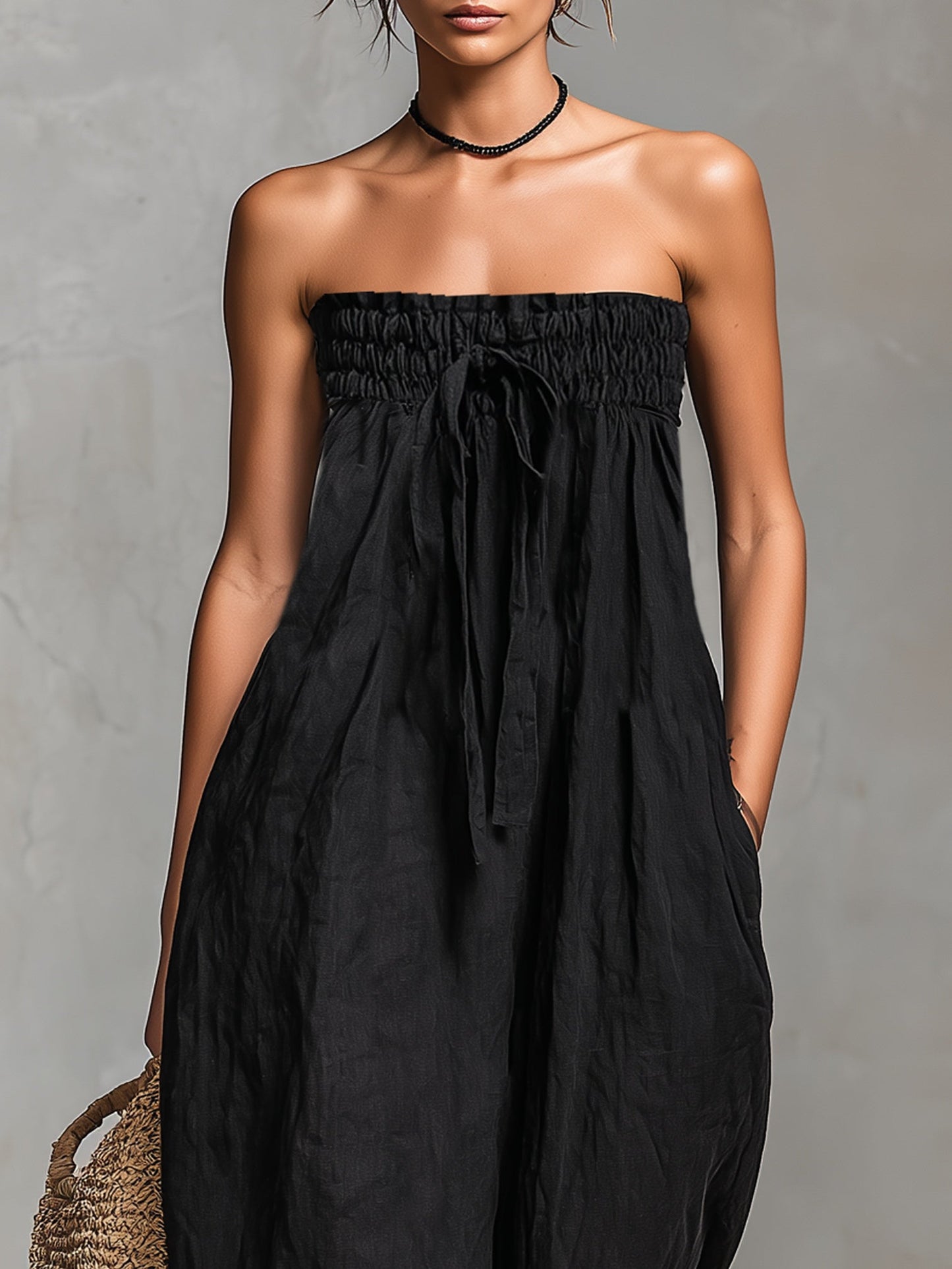 NINA™ | Elegante mono sin tirantes