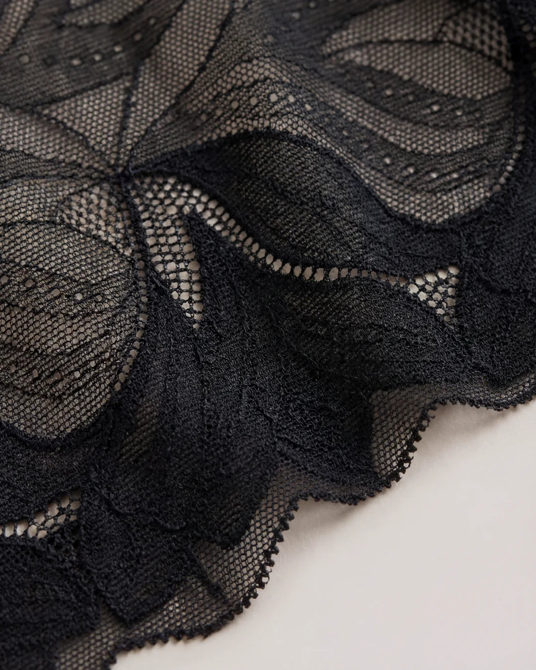 Culotte de encaje floral