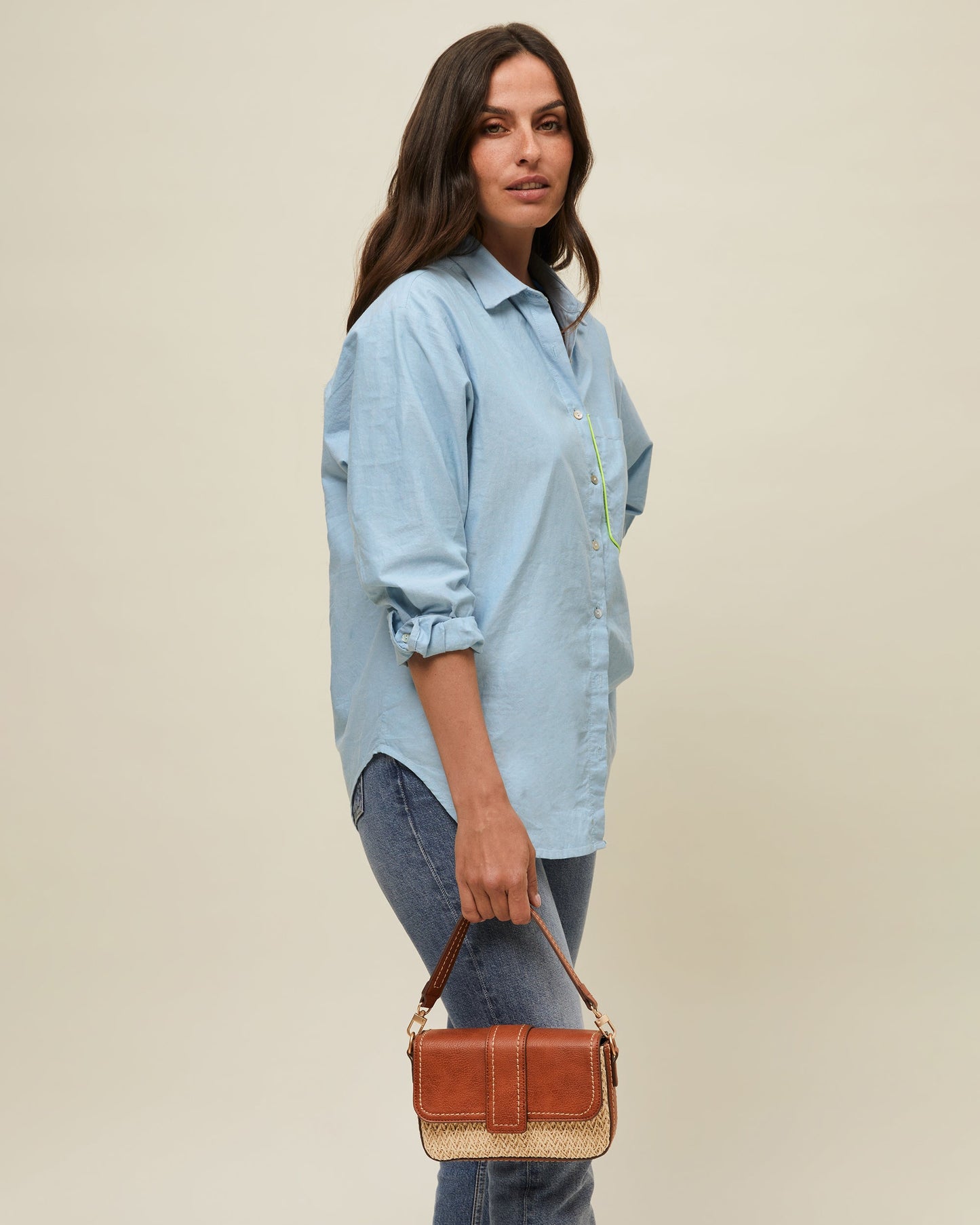 Bolso De Piel y Rafia Elegante